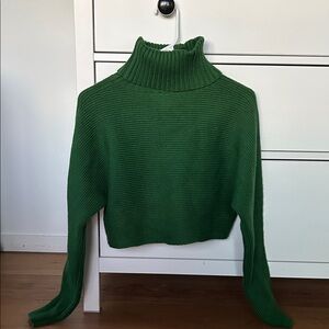 House of Harlow 1960 Moss Green Cropped Turtleneck Knit Sweater